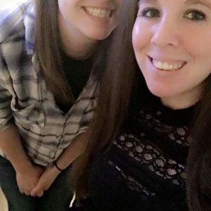 Meet your Posher, Desiree